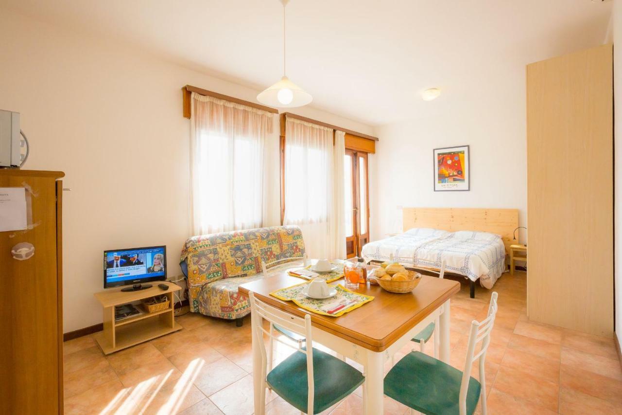 קאורלה Residence Cristallo מראה חיצוני תמונה